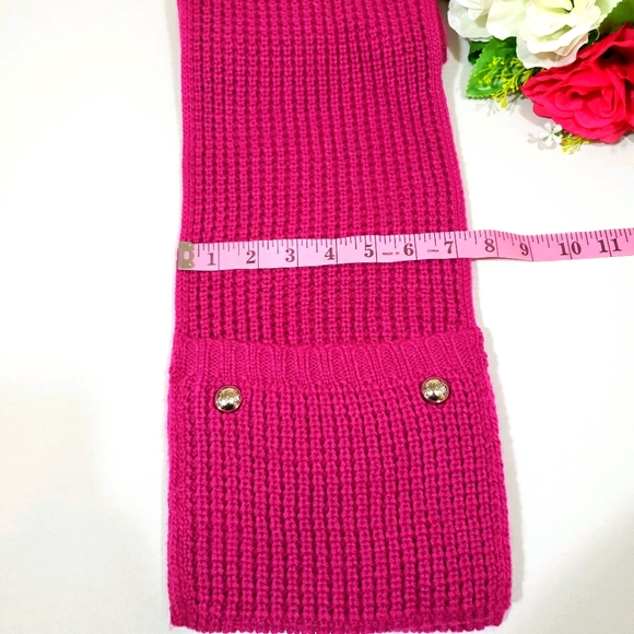 Michael Kors scarf with pocket on pink - Picture 14 of 16